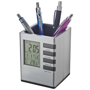 Laikrodis–pieštukinė – ant stalo biure ir namuose