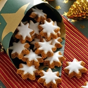 Traškūs naujametiniai sausainėliai „Žvaigždutės“