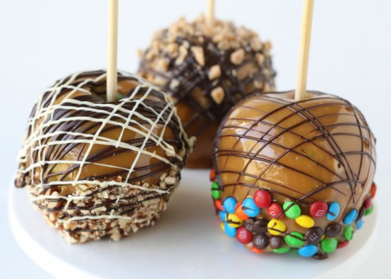 Fancy_caramel_apples